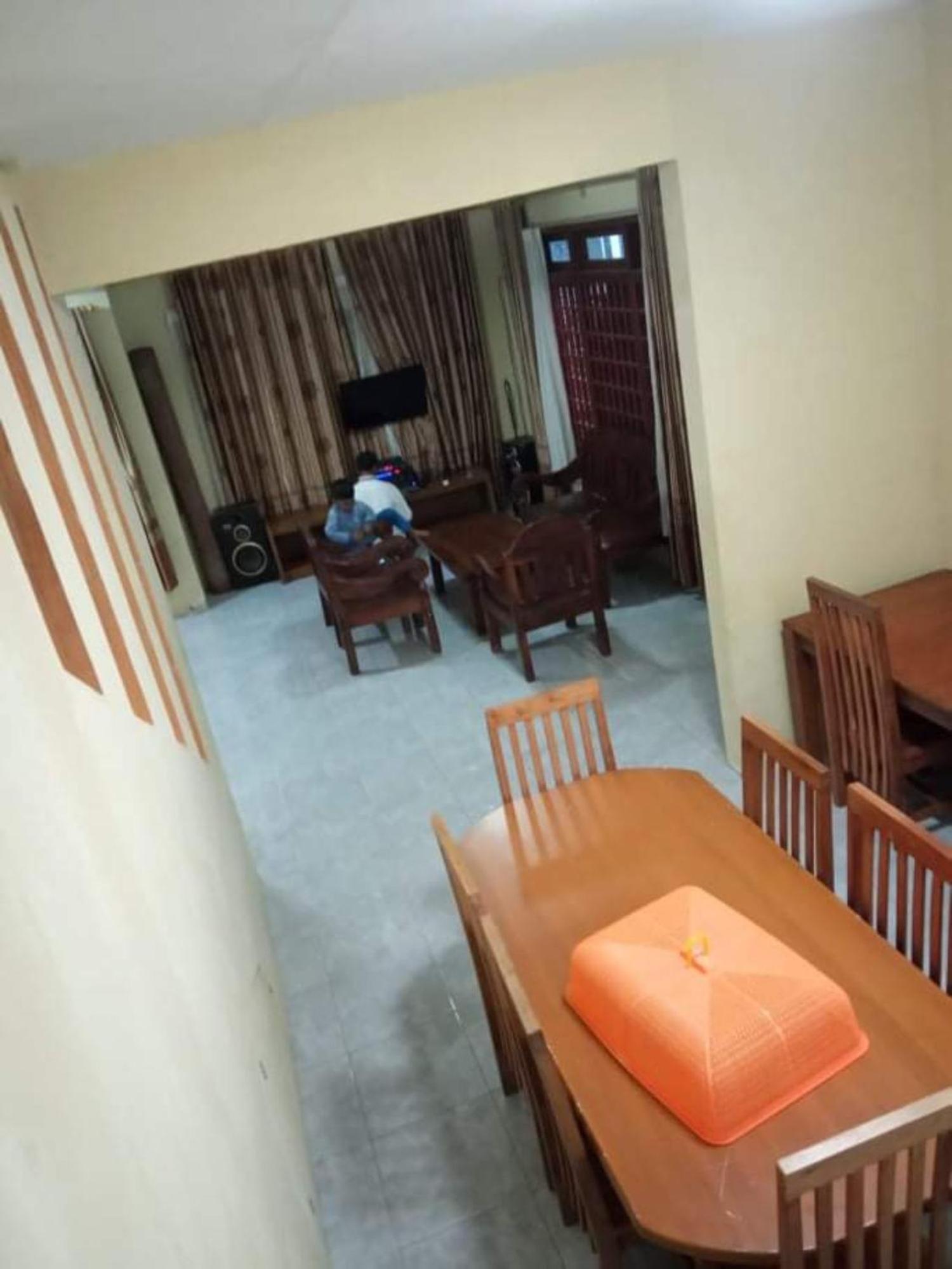 Villa Putih 希萨鲁阿 外观 照片